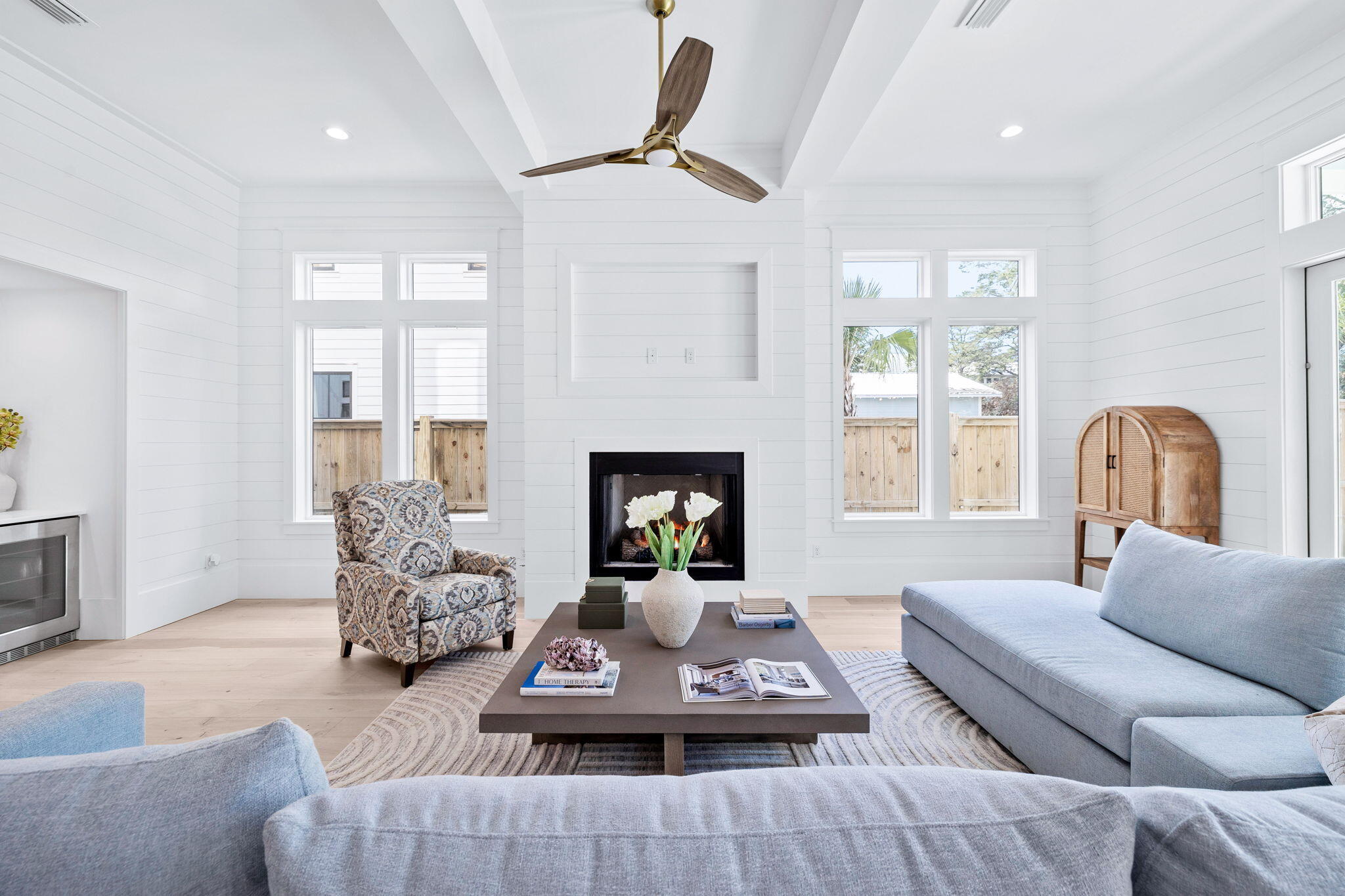 EASTERN LAKE S/D - Residential