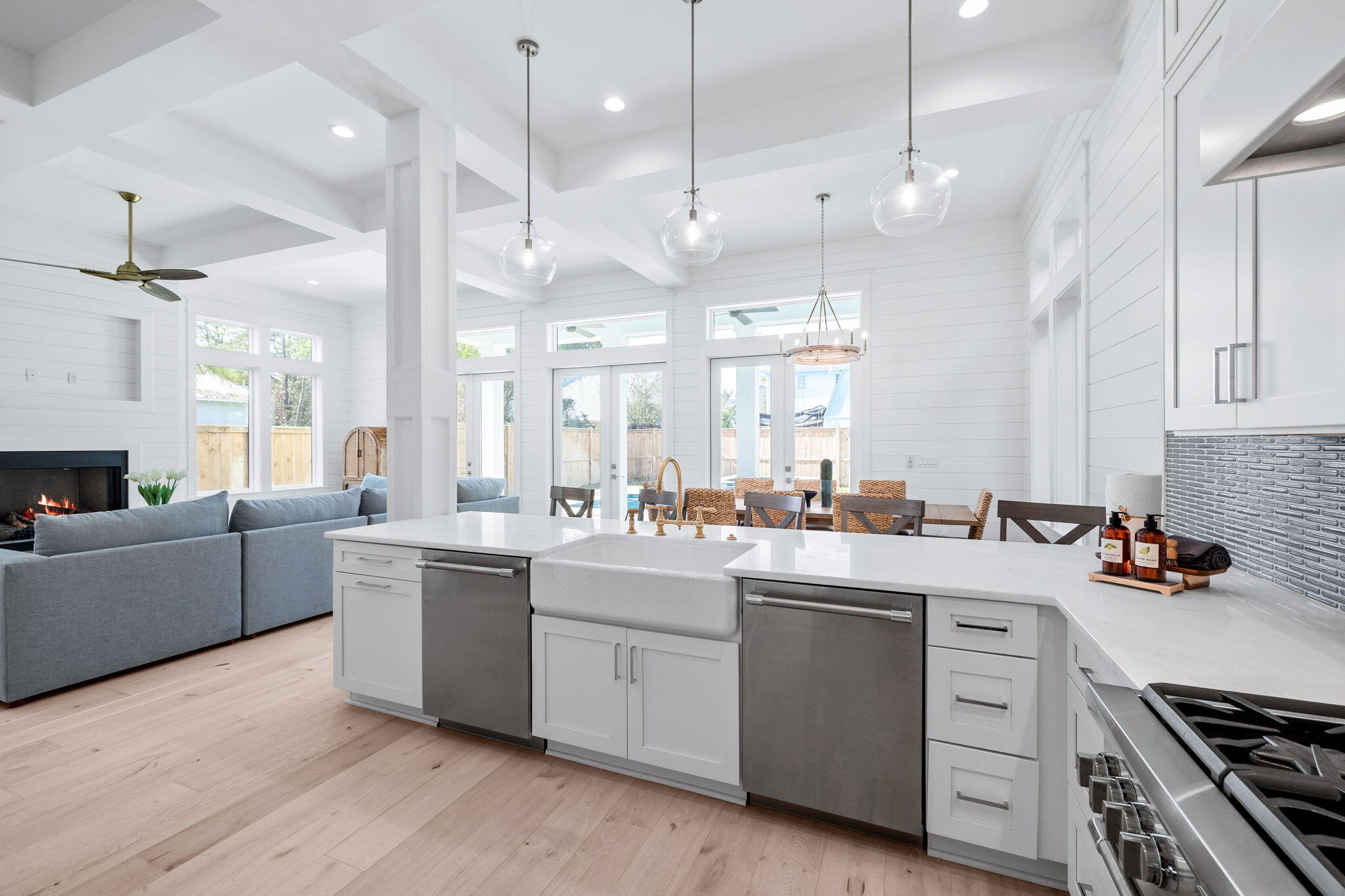 EASTERN LAKE S/D - Residential