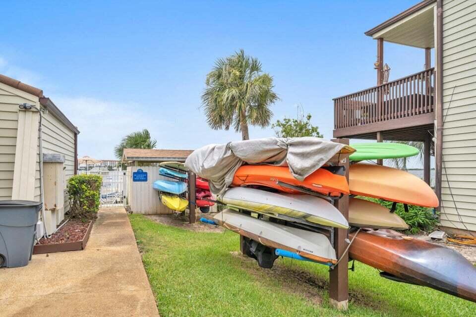 FOUNTAINHEAD CONDO - Residential Lease