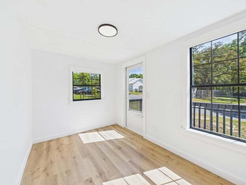 CRESTVIEW - Residential Lease