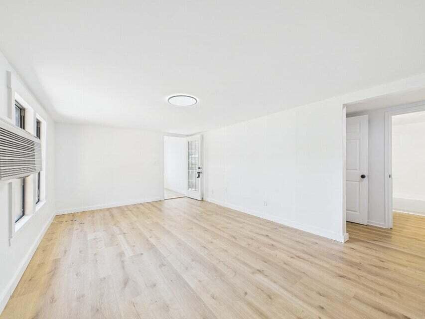 CRESTVIEW - Residential Lease