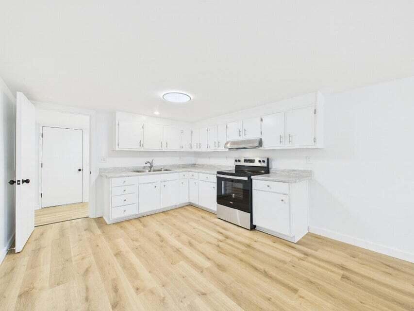 CRESTVIEW - Residential Lease