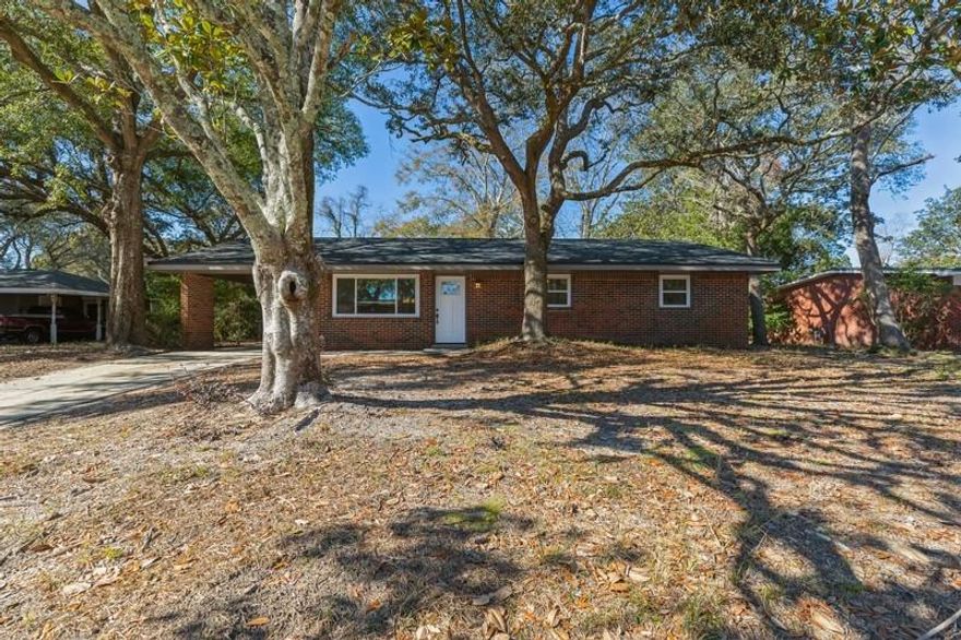 Are you looking for the PERFECT turn key home in FWB, FL? Look no further! You will love this 3 bedroom 1.5 bath all brick home in FWB! Nicely updated and remodeled home located in a great neighborhood convenient to schools, shopping, and the beach. This home has had too many updates to list and are not limited to new roof in December 2020, new interior and exterior paint, newly remodeled kitchen, tile throughout, remodeled bathrooms, new gas hot water heater, new windows, new ac, and more! Huge yard with mature trees and irrigation. Don't miss out on this amazing opportunity. Scheduled your showing today.