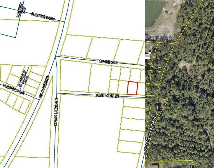 Vacant Lot between the Elementary and Middle Schools.   Power, Water Taps and Sewer Taps available.  No CC&Rs and No HOA dues.
