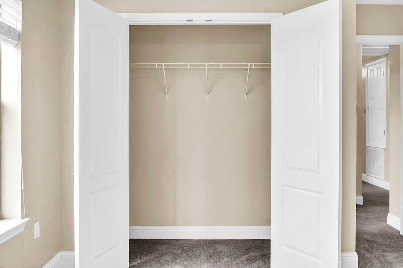 Sky Ridge Est 1st Ad - Residential