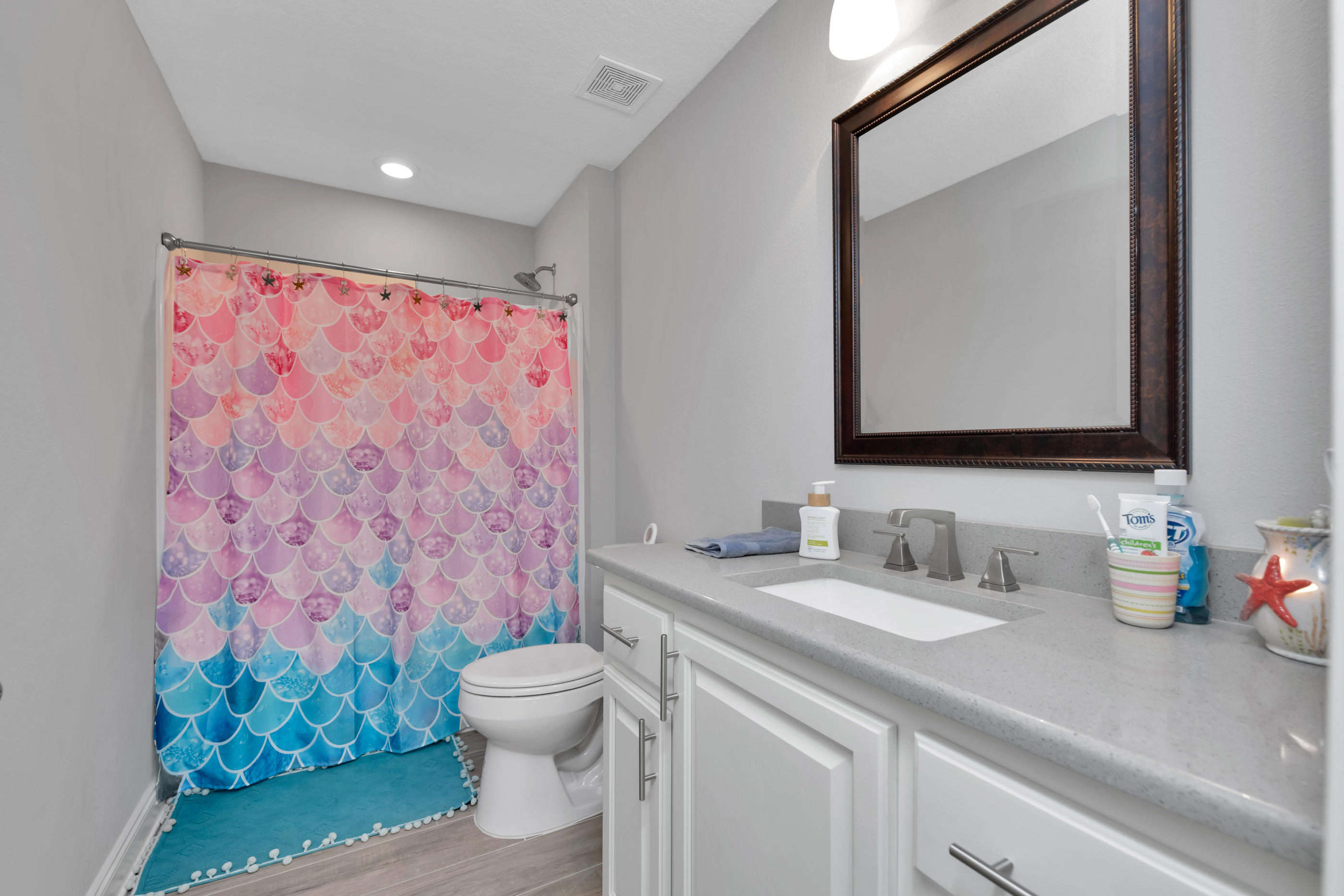 PLANTATION WOODS - Residential