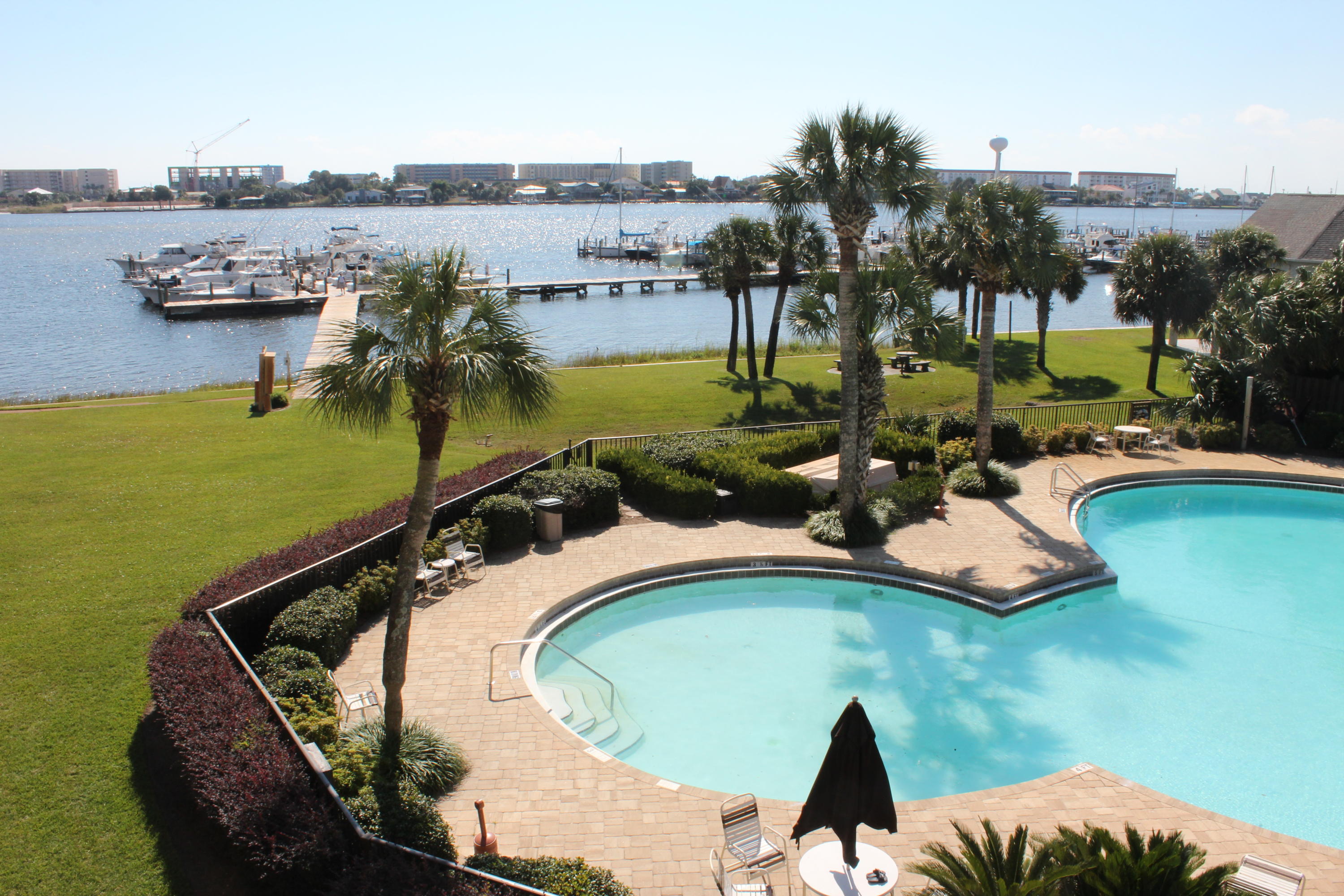 PIRATES BAY PH 1 - Residential