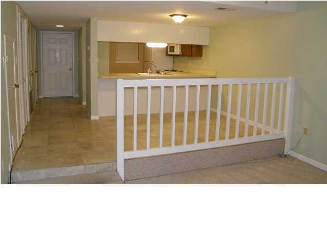 GARDEN VILLAS PH 1 - Residential Lease