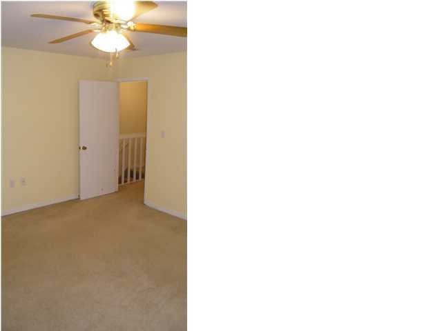 GARDEN VILLAS PH 1 - Residential Lease