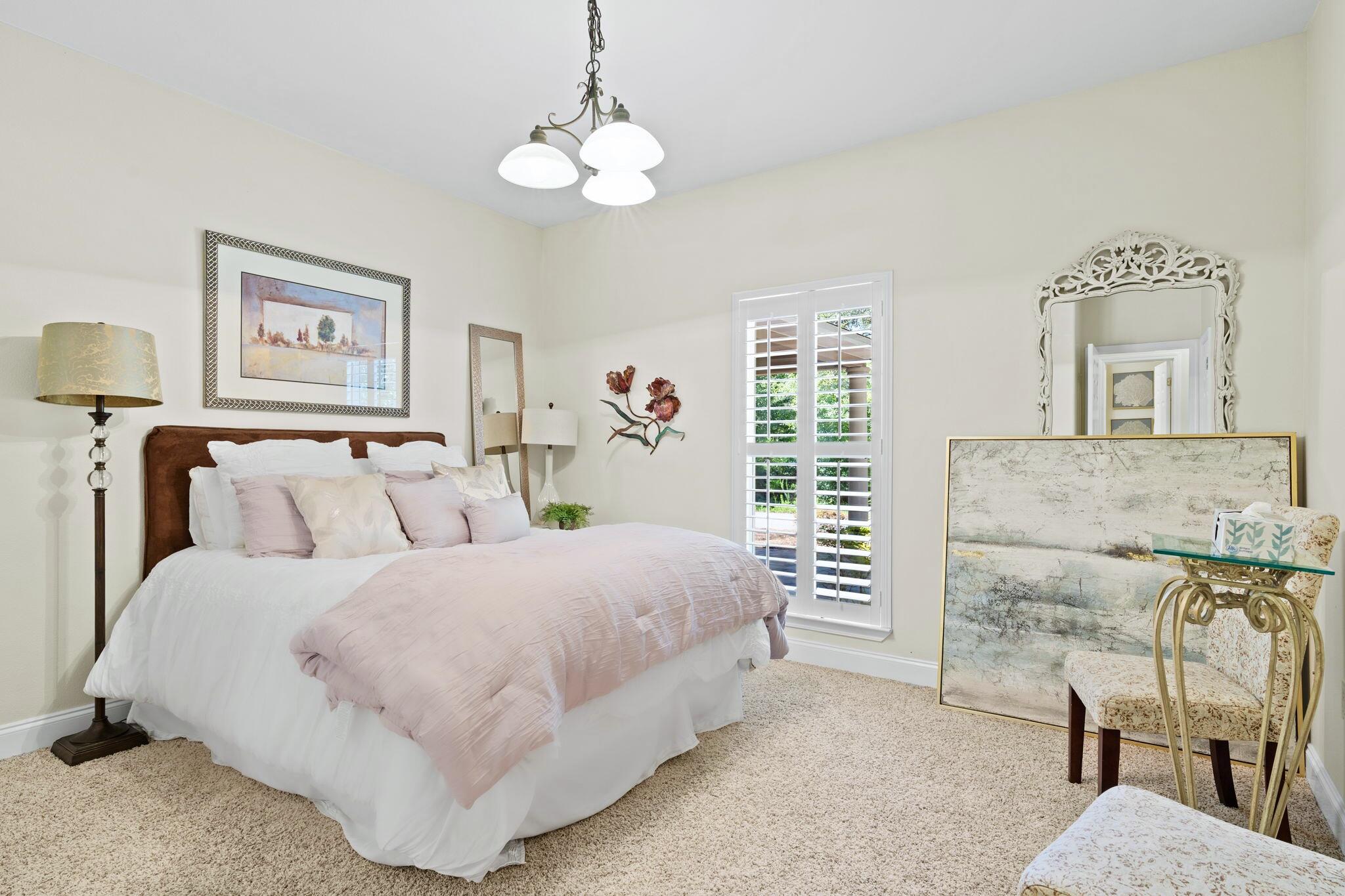 HARBOR OAKS - Residential