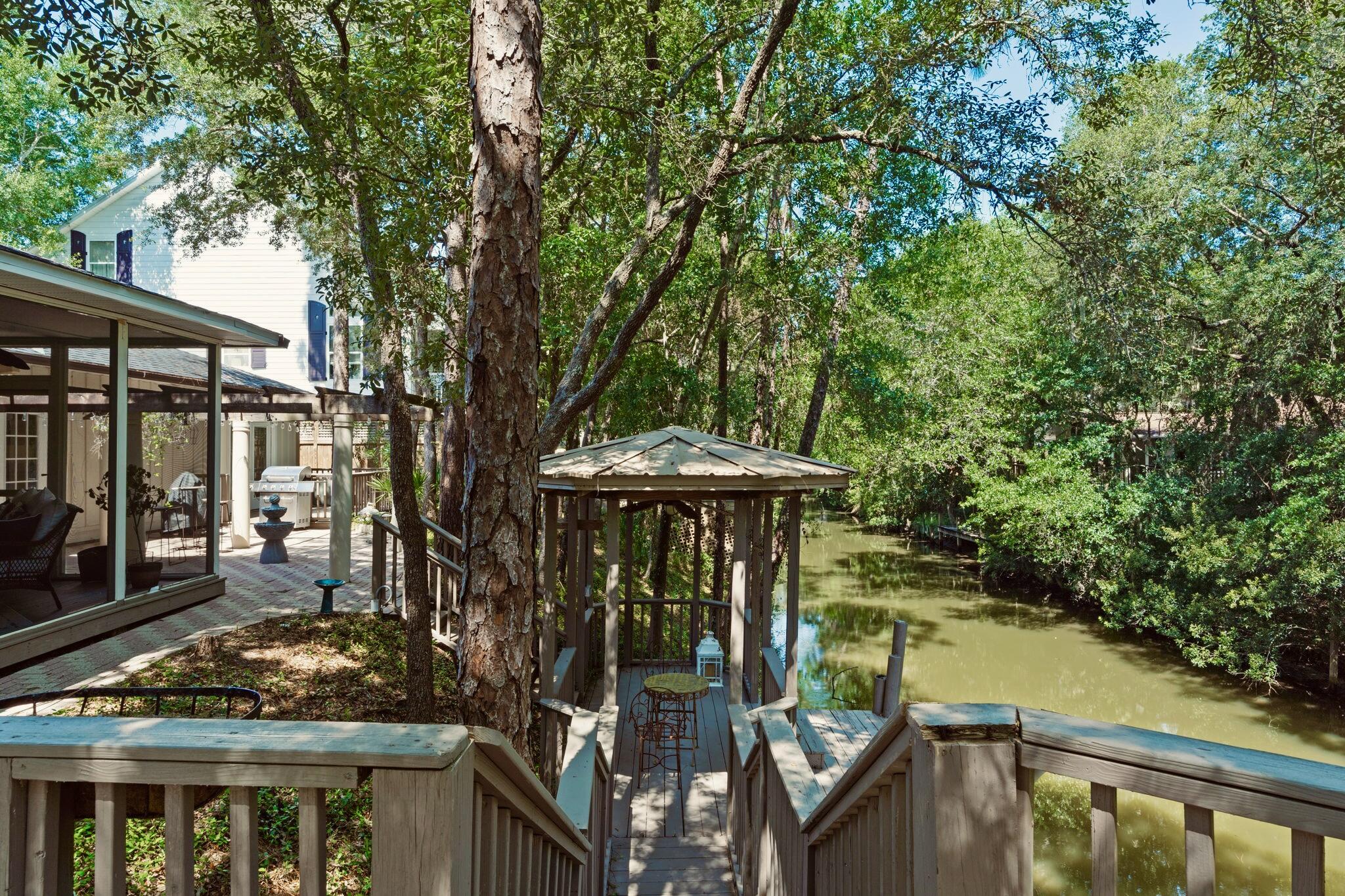 HARBOR OAKS - Residential