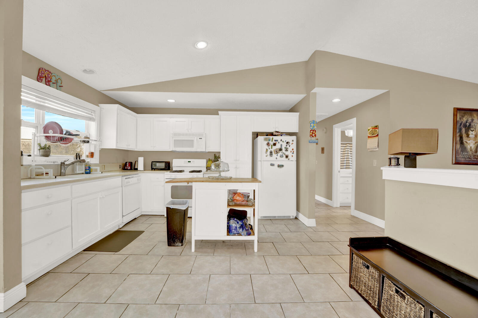 NO RECORDED SUBDIVISION - Residential