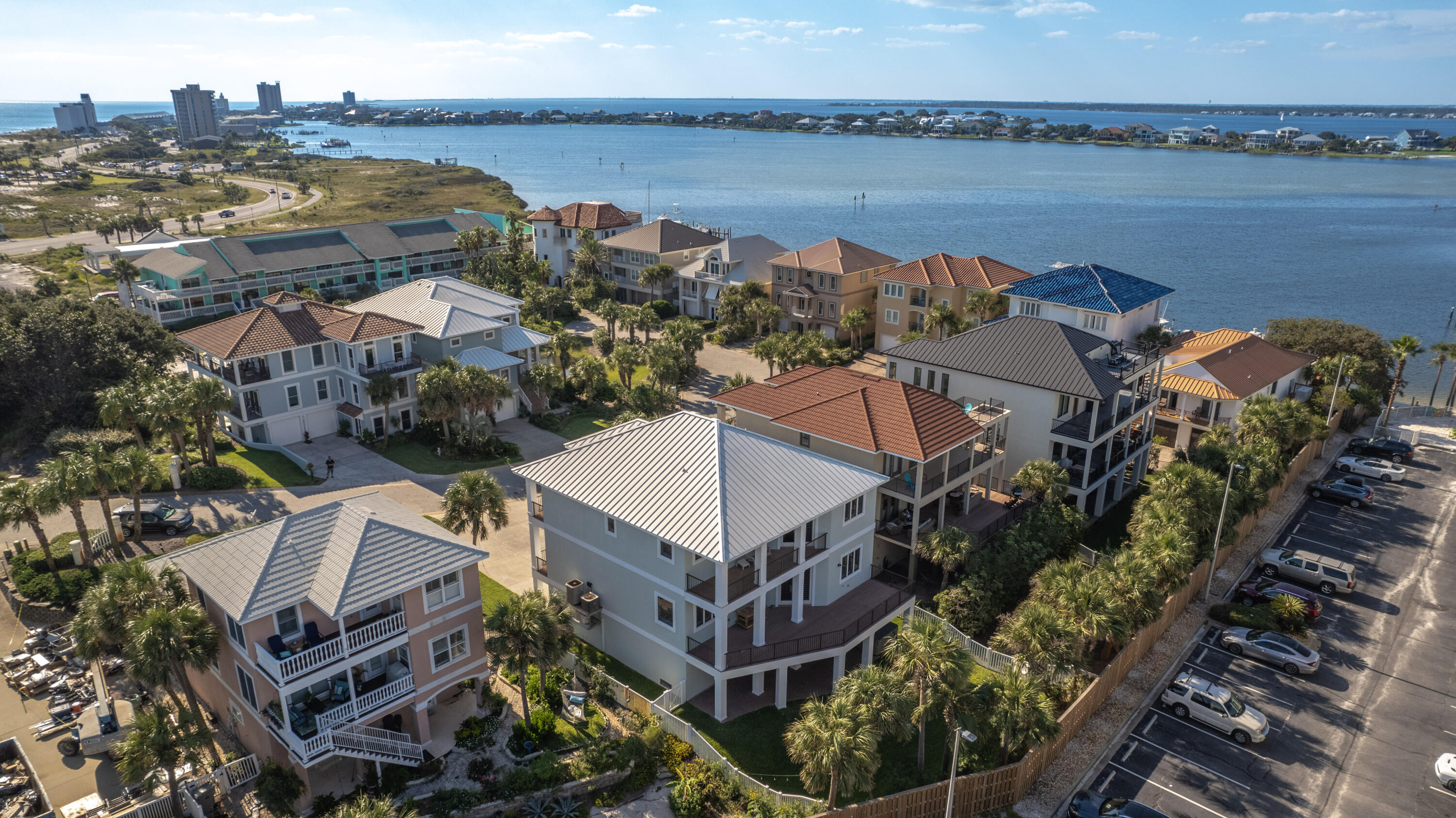LA CARIBE - Residential