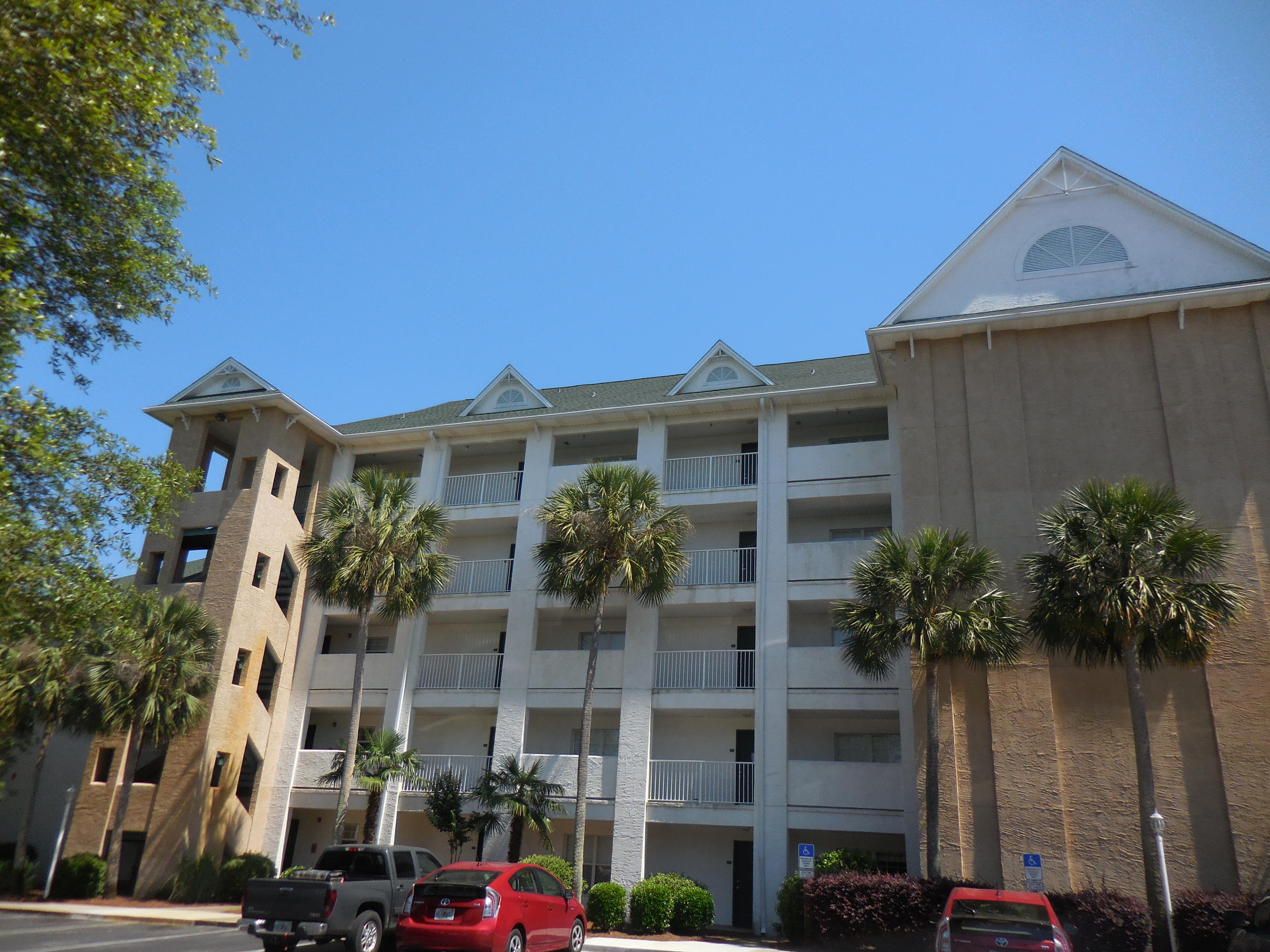 THE FLORIDA CLUB - Residential