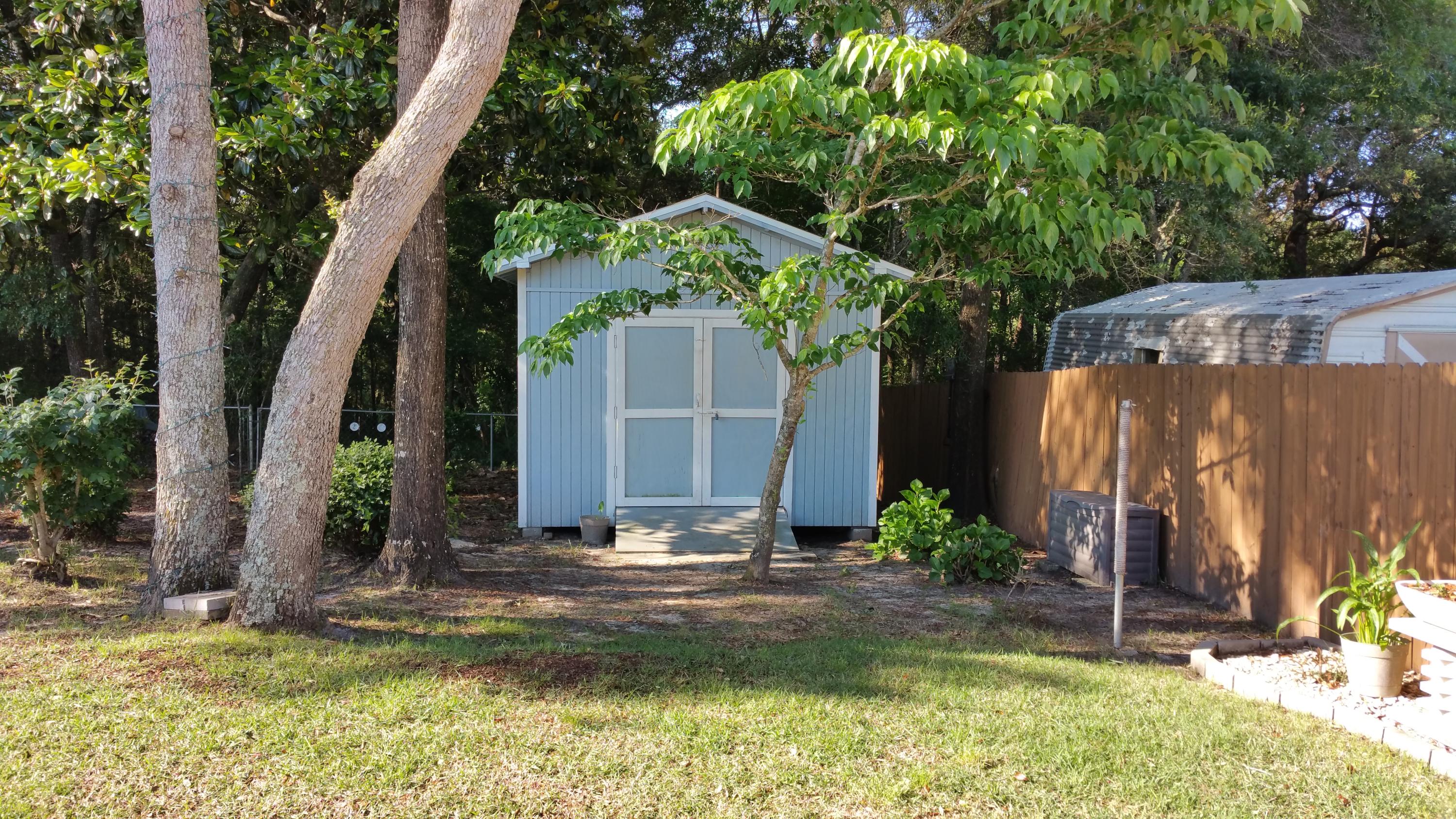 Pinecrest 5 - Residential Lease