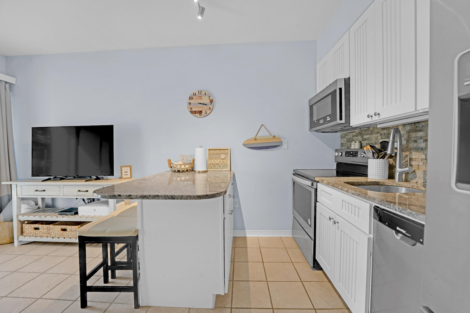 SILVER DUNES CONDO - Residential