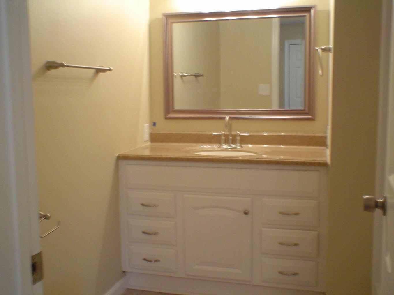 DESTIN GARDEN T/H AMEND - Residential Lease