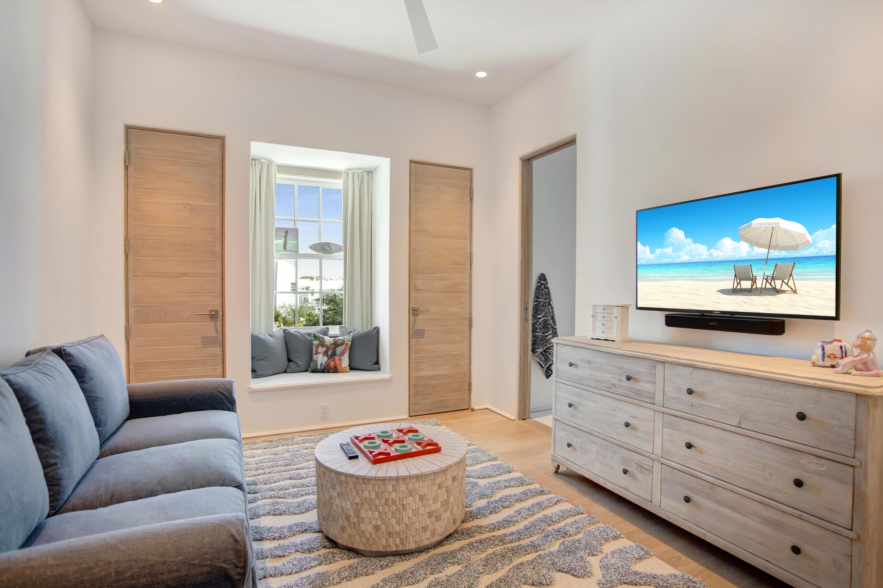 ALYS BEACH - Residential