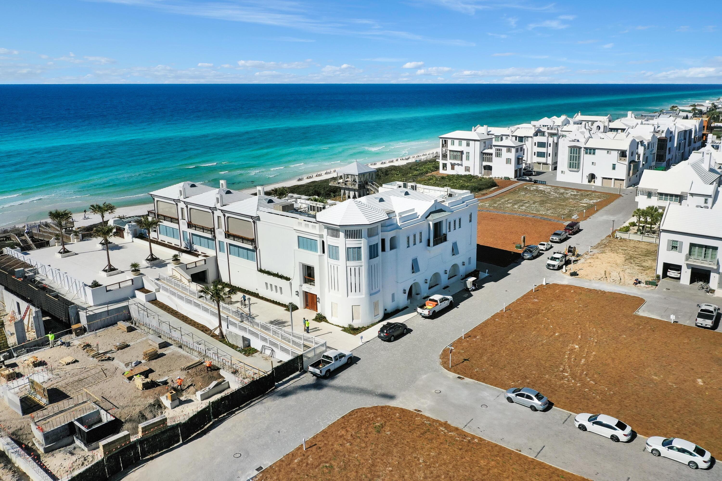 ALYS BEACH - Residential