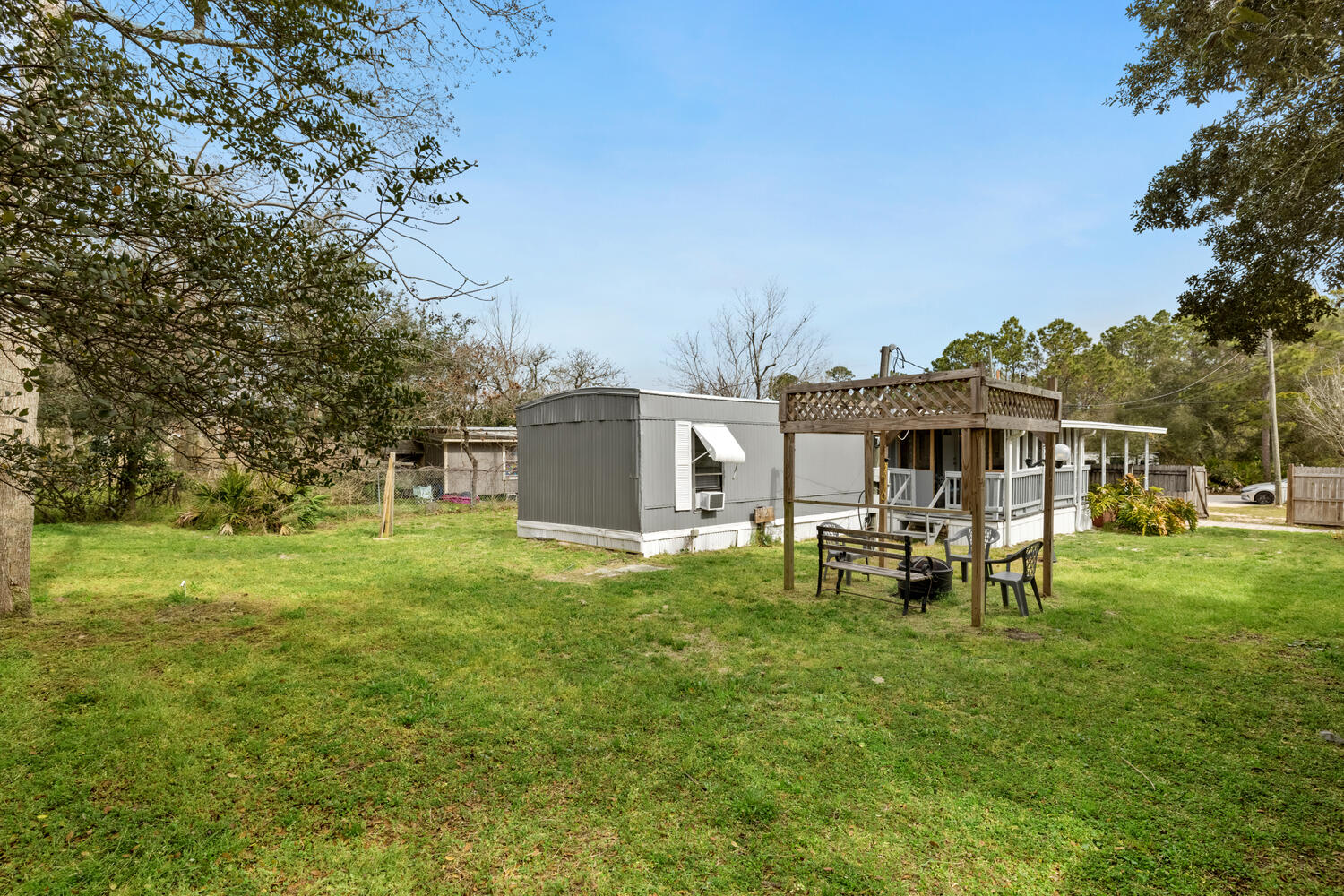 CRESTVIEW HEIGHTS 1ST ADDN - Residential