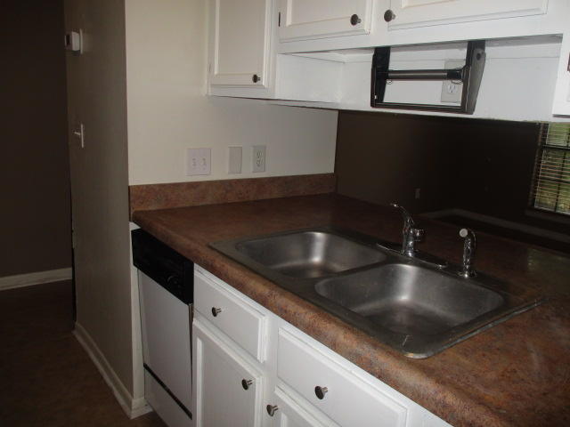 PINE MEADOWS 3RD ADDN PH 2 - Residential Lease