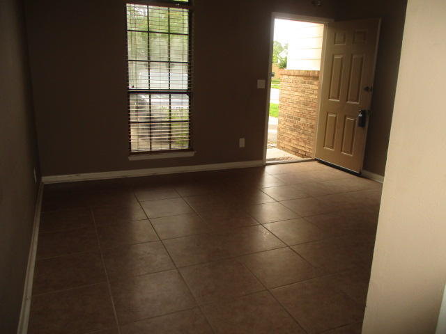 PINE MEADOWS 3RD ADDN PH 2 - Residential Lease