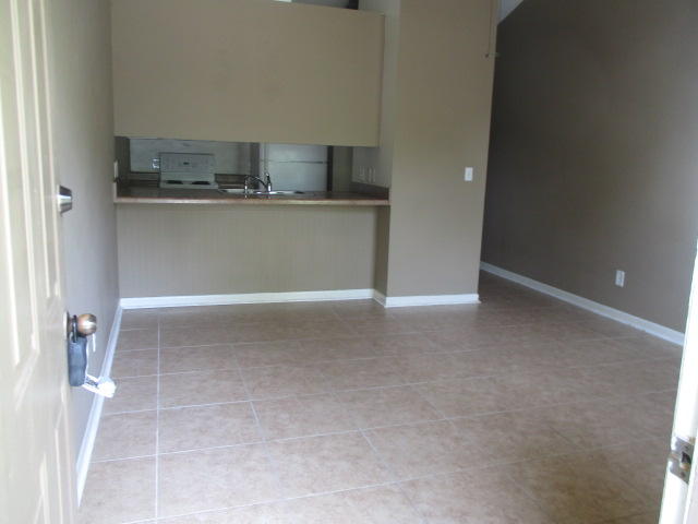 PINE MEADOWS 3RD ADDN PH 2 - Residential Lease