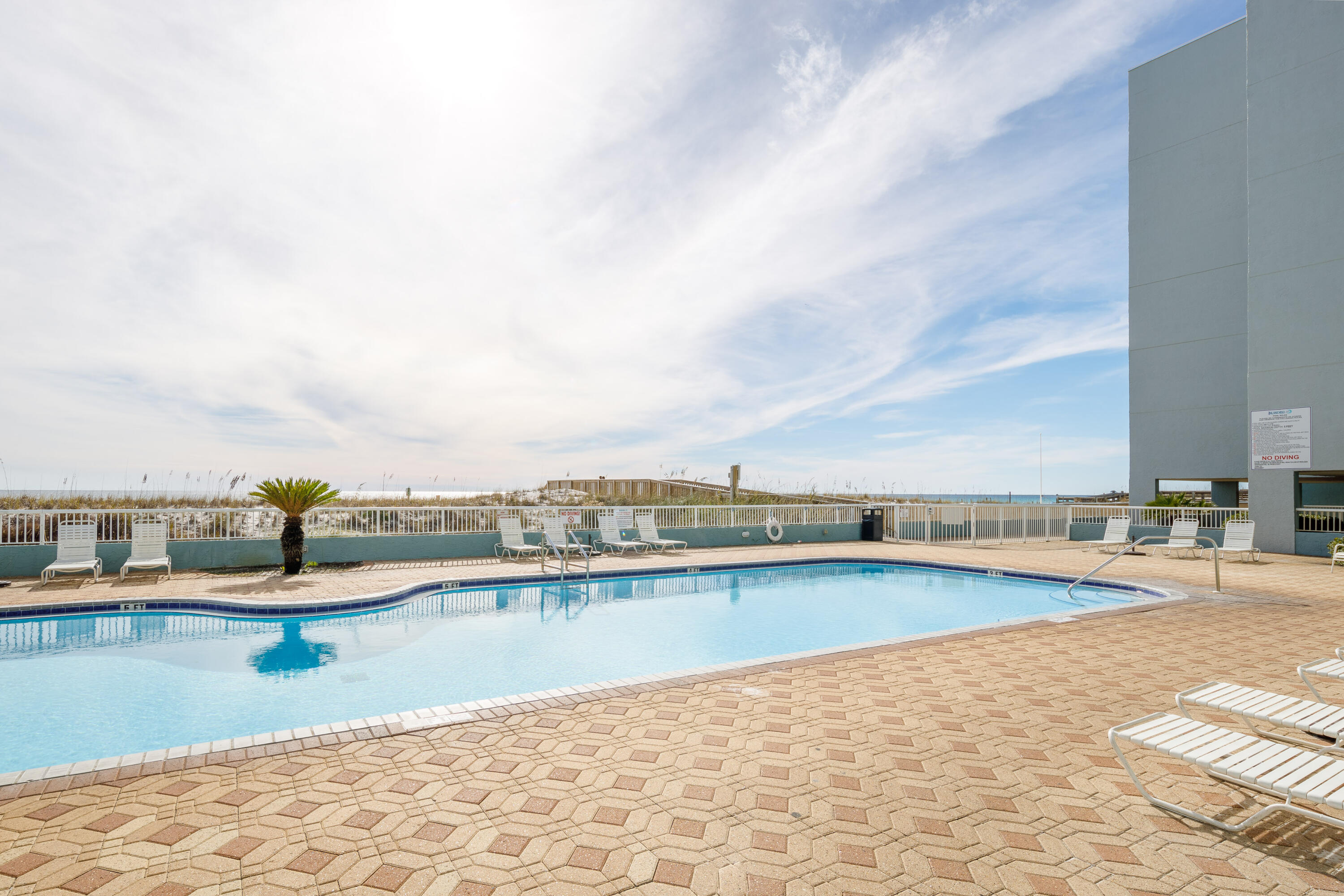 ISLANDER BEACH RESORT CONDO - Residential