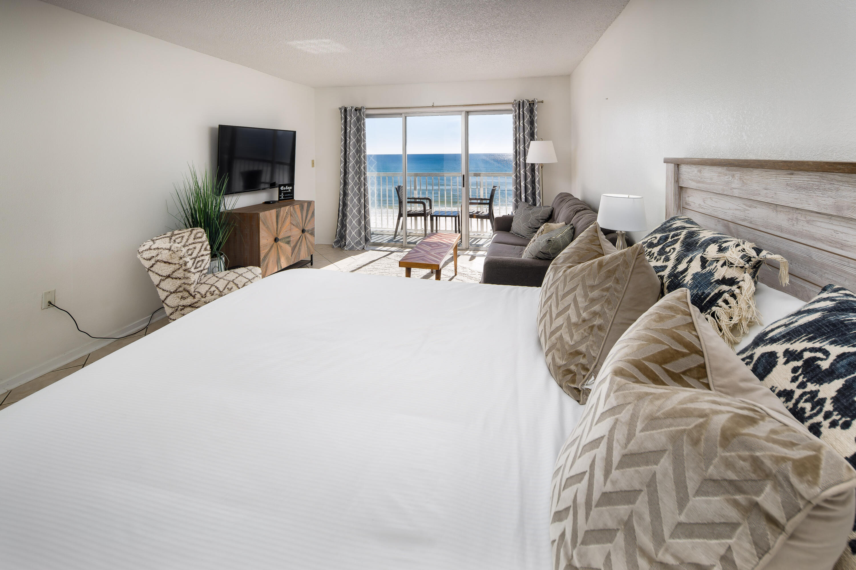 ISLANDER BEACH RESORT CONDO - Residential