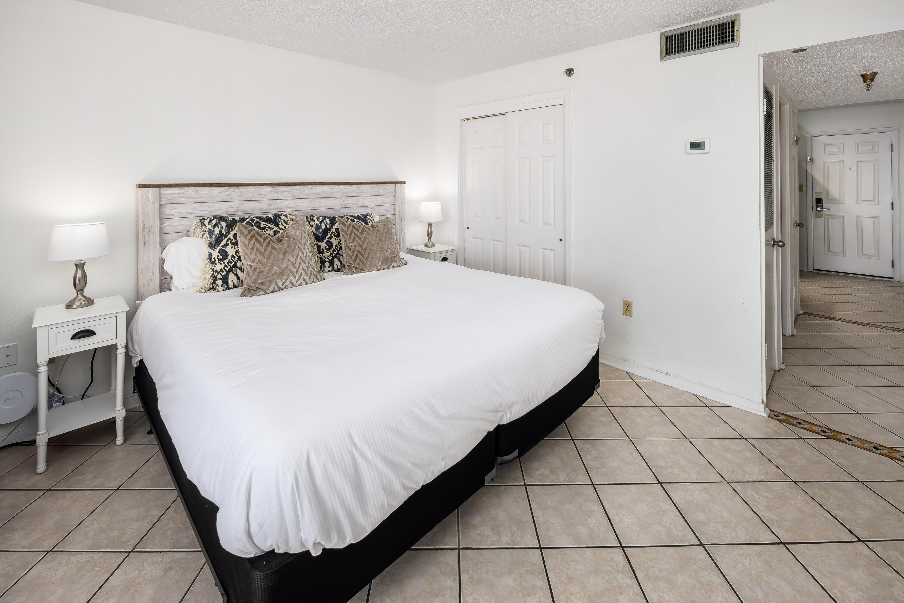 ISLANDER BEACH RESORT CONDO - Residential