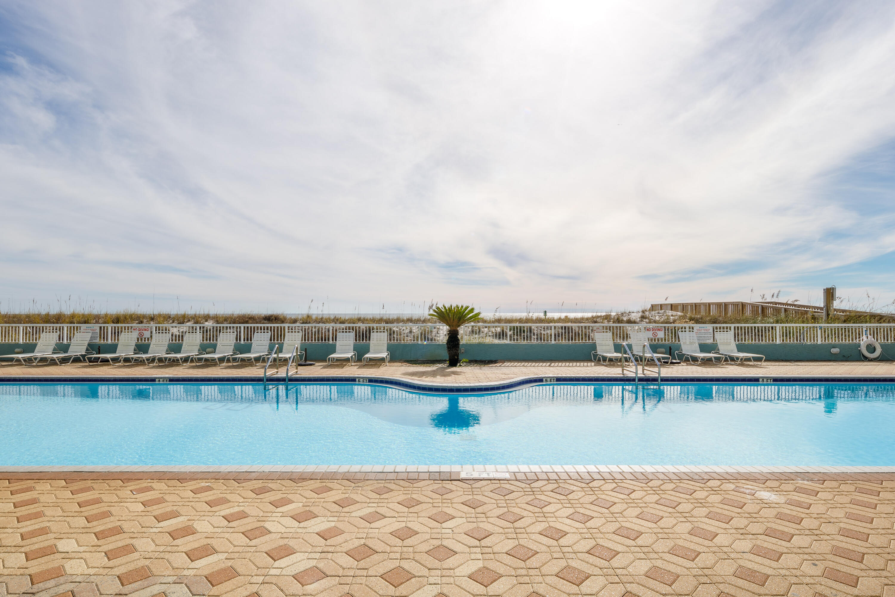 ISLANDER BEACH RESORT CONDO - Residential