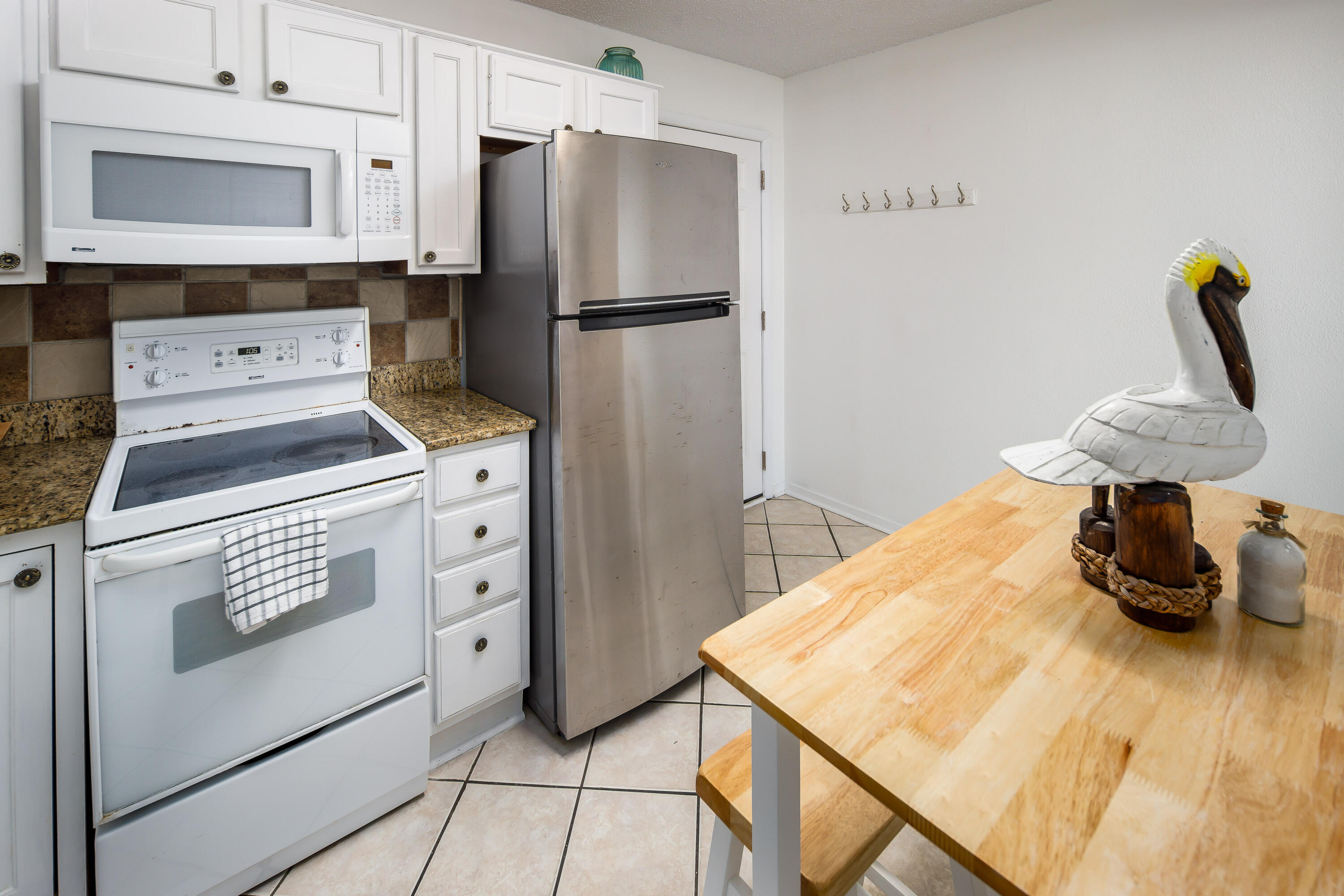 ISLANDER BEACH RESORT CONDO - Residential