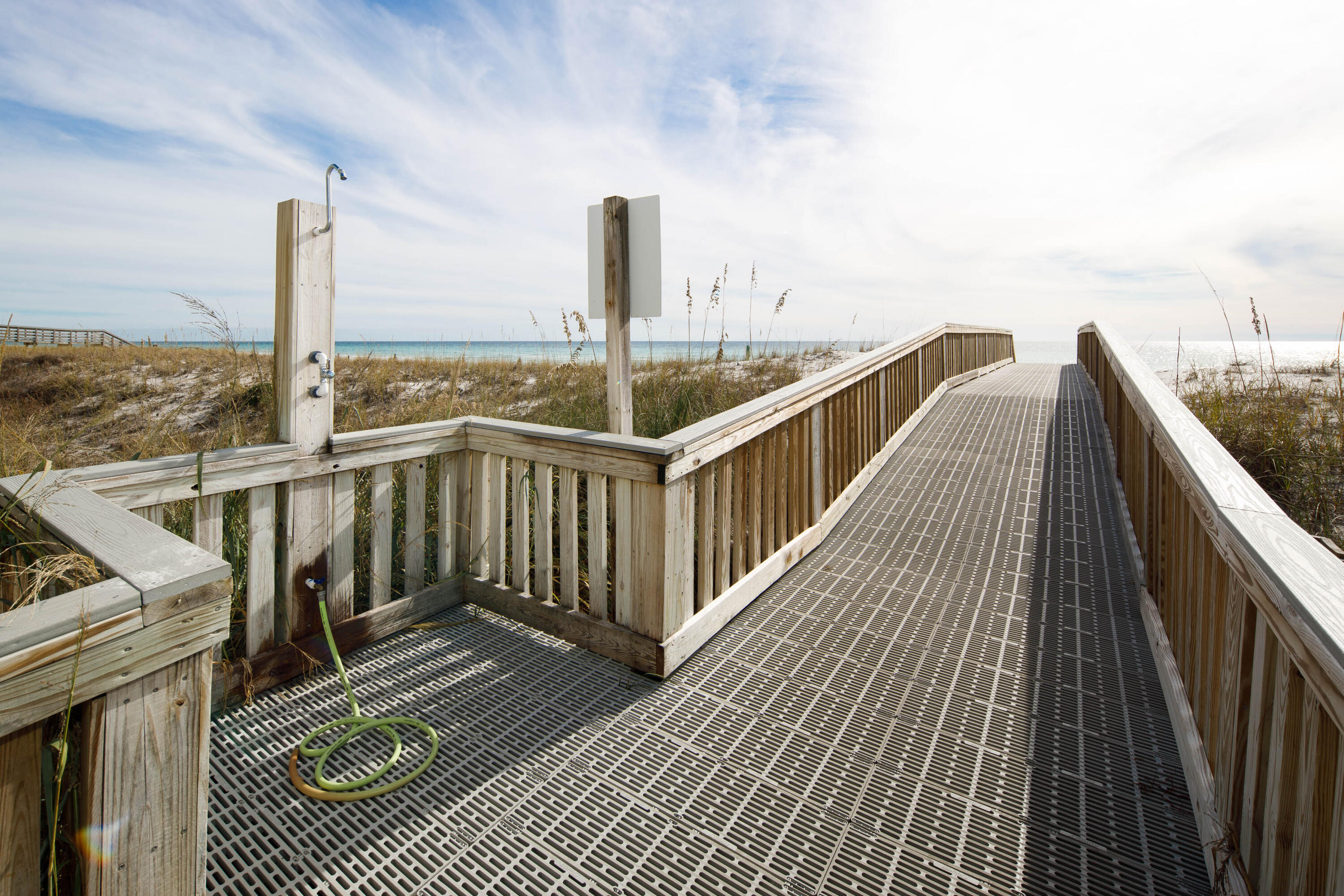 ISLANDER BEACH RESORT CONDO - Residential