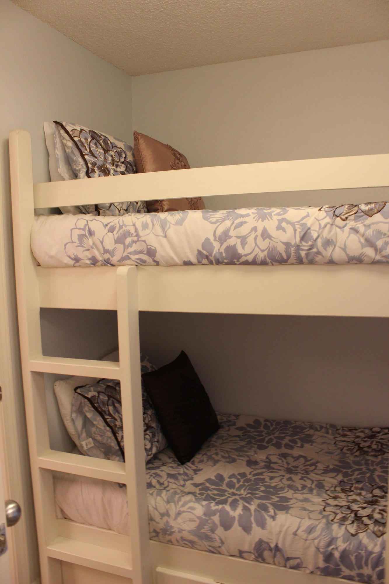 Gulf Place Cabanas - Residential