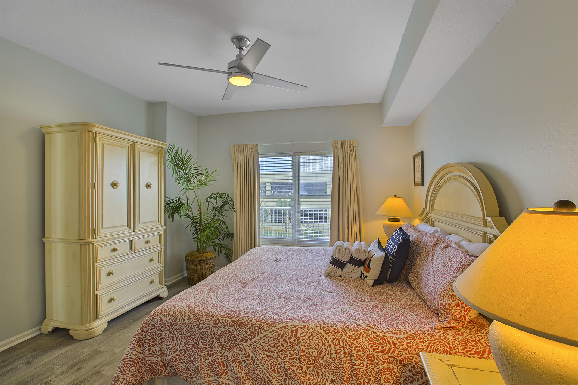 MAJESTIC SUN - Residential