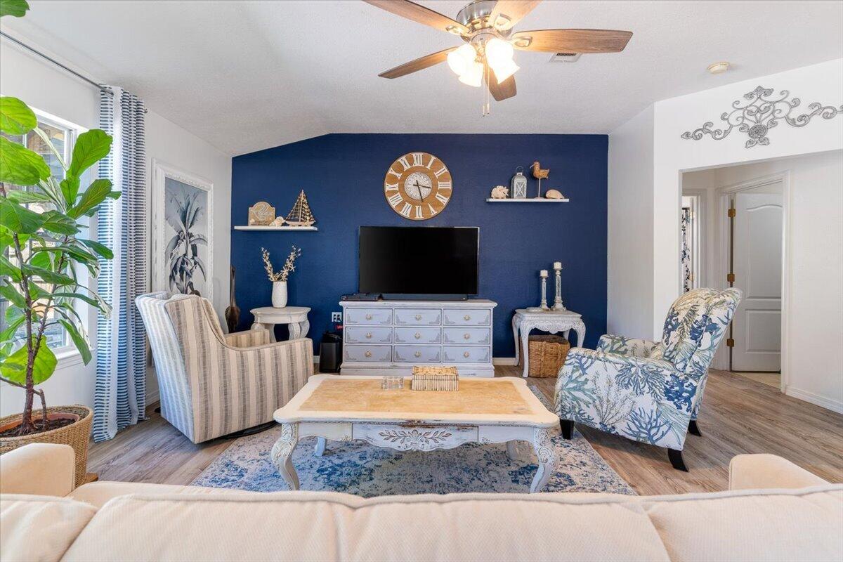 SHADOW LAKES - Residential