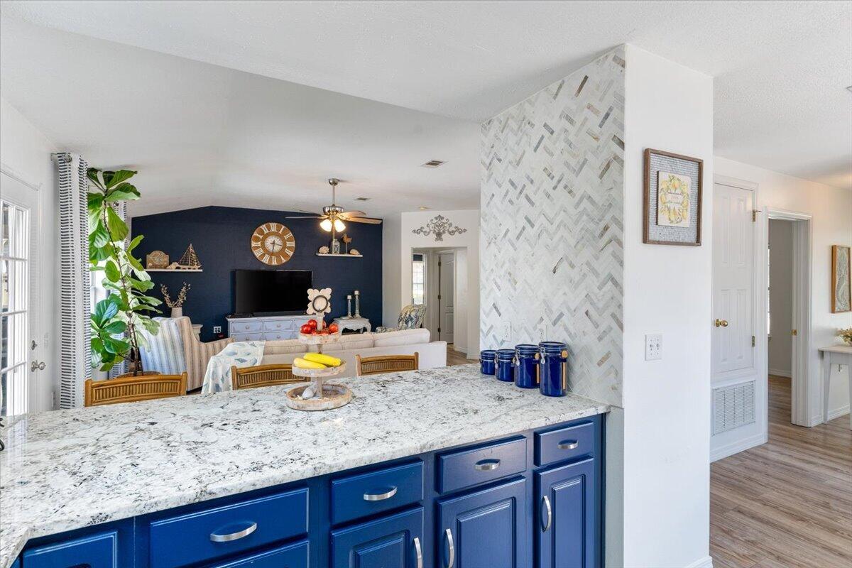 SHADOW LAKES - Residential