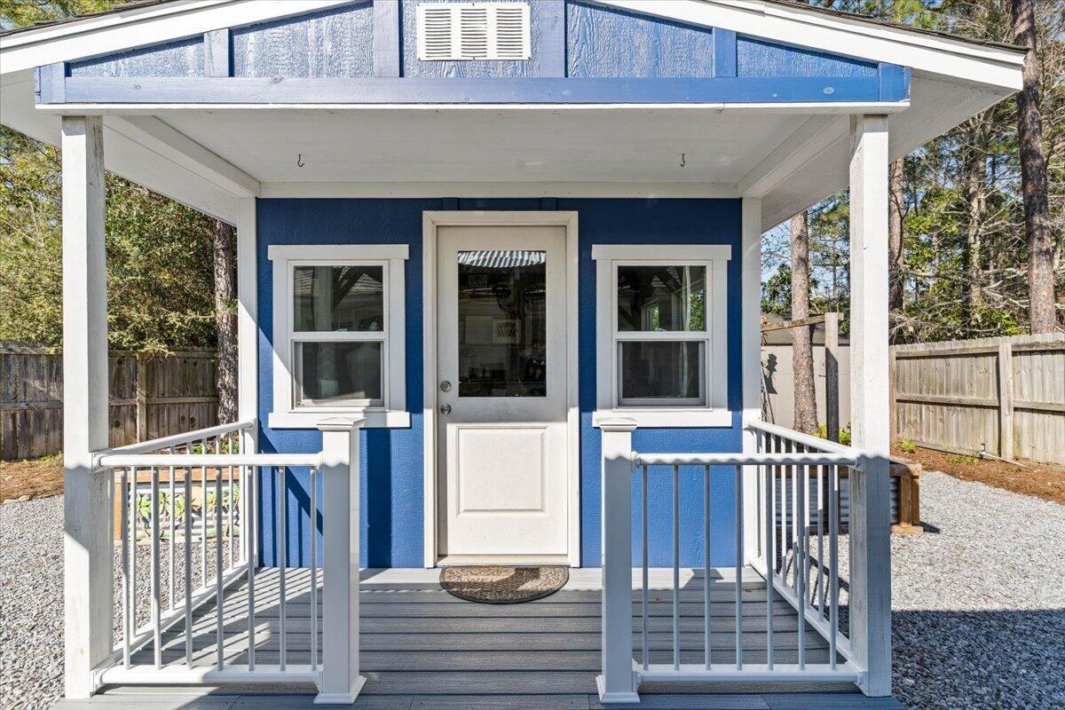 SHADOW LAKES - Residential