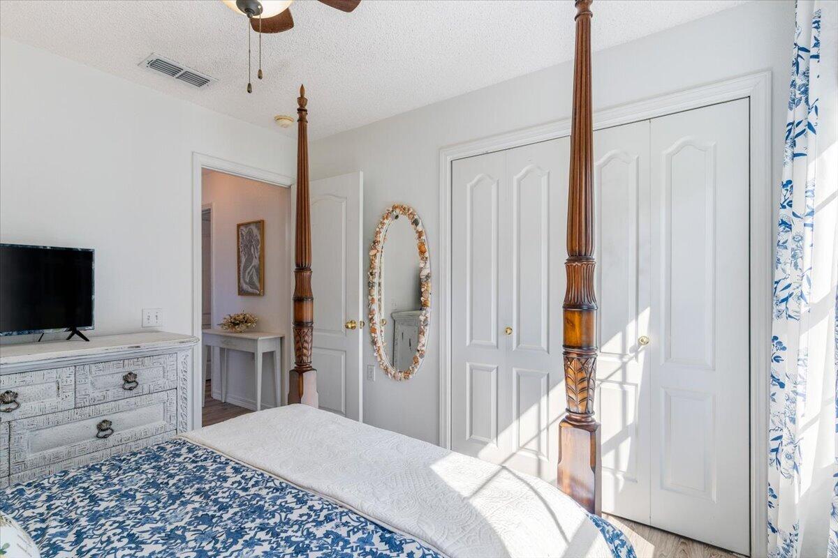 SHADOW LAKES - Residential