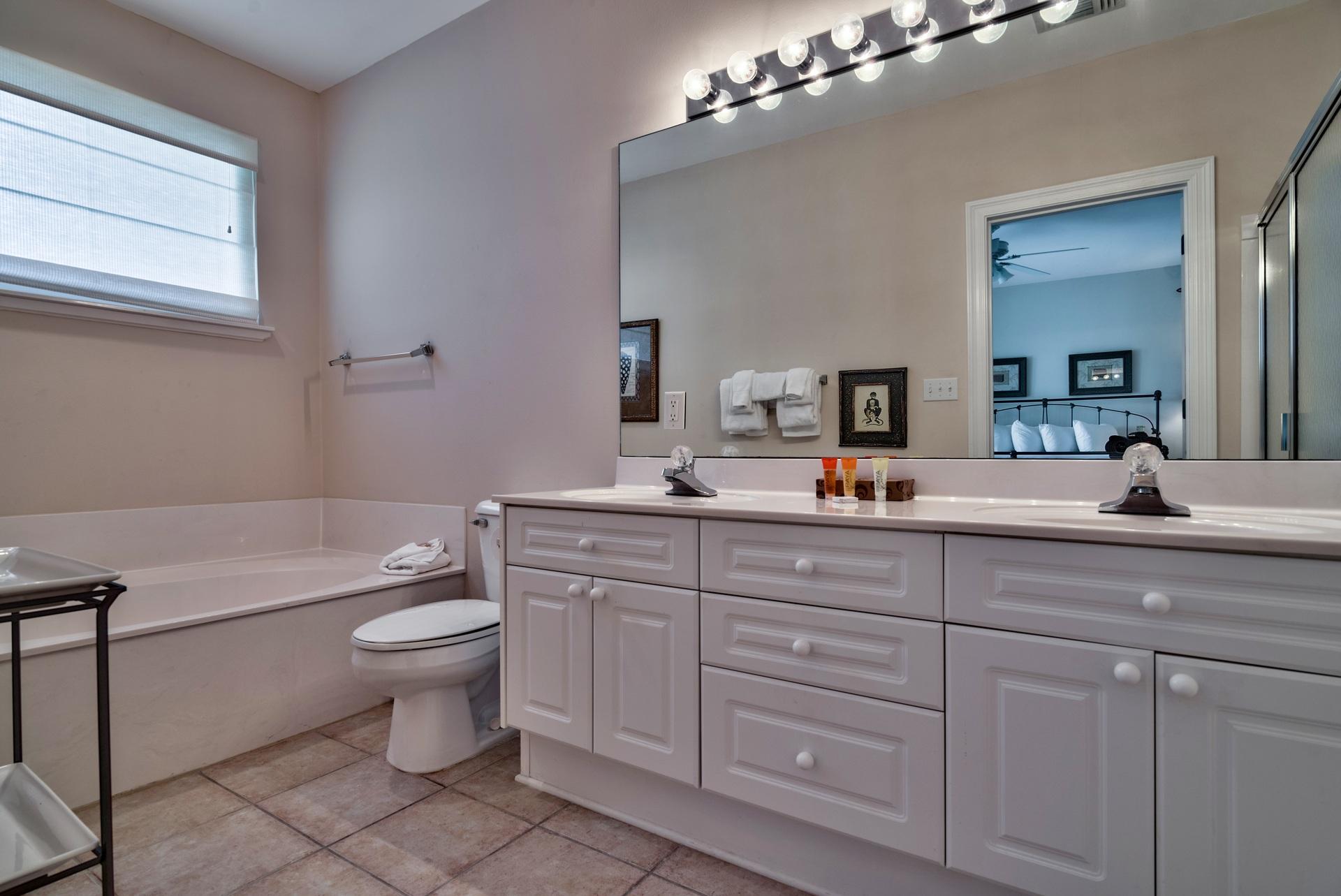 TURNBERRY II - Residential