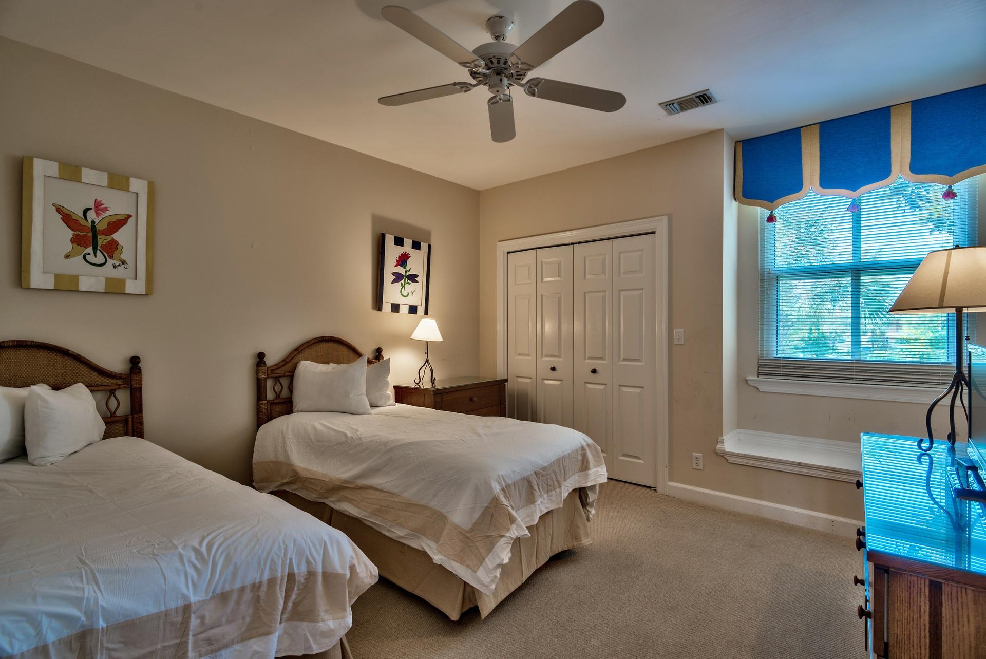 TURNBERRY II - Residential