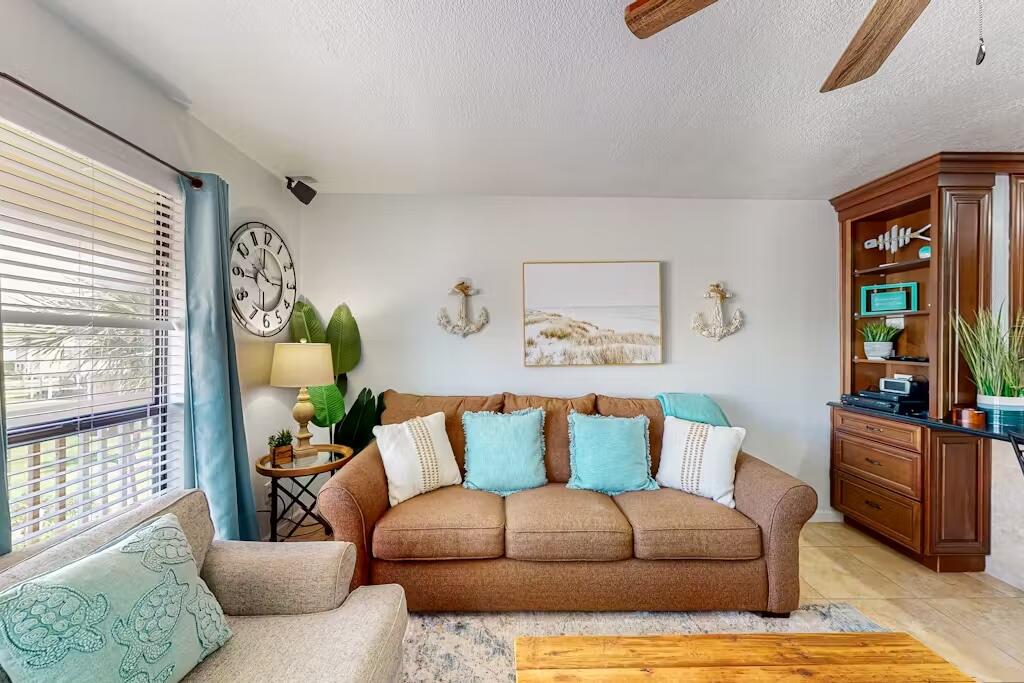 SANDPIPER COVE PH 14 - Residential