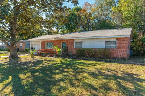 A home in Fort Walton Beach