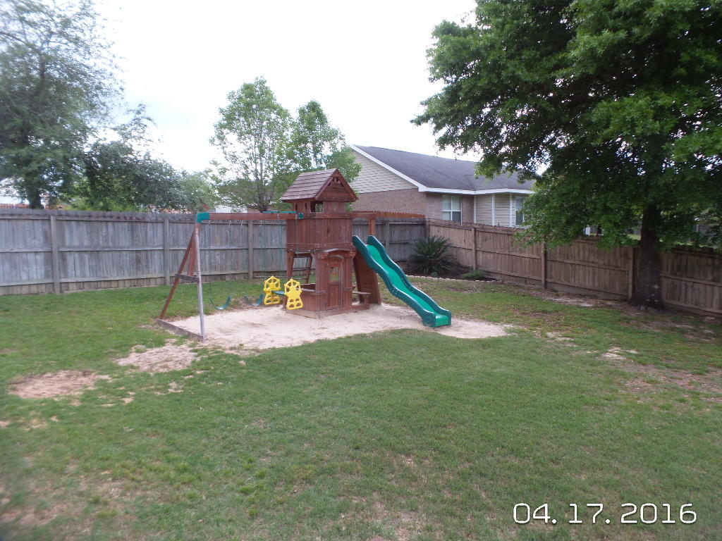 SUGAR CREEK S/D - Residential Lease