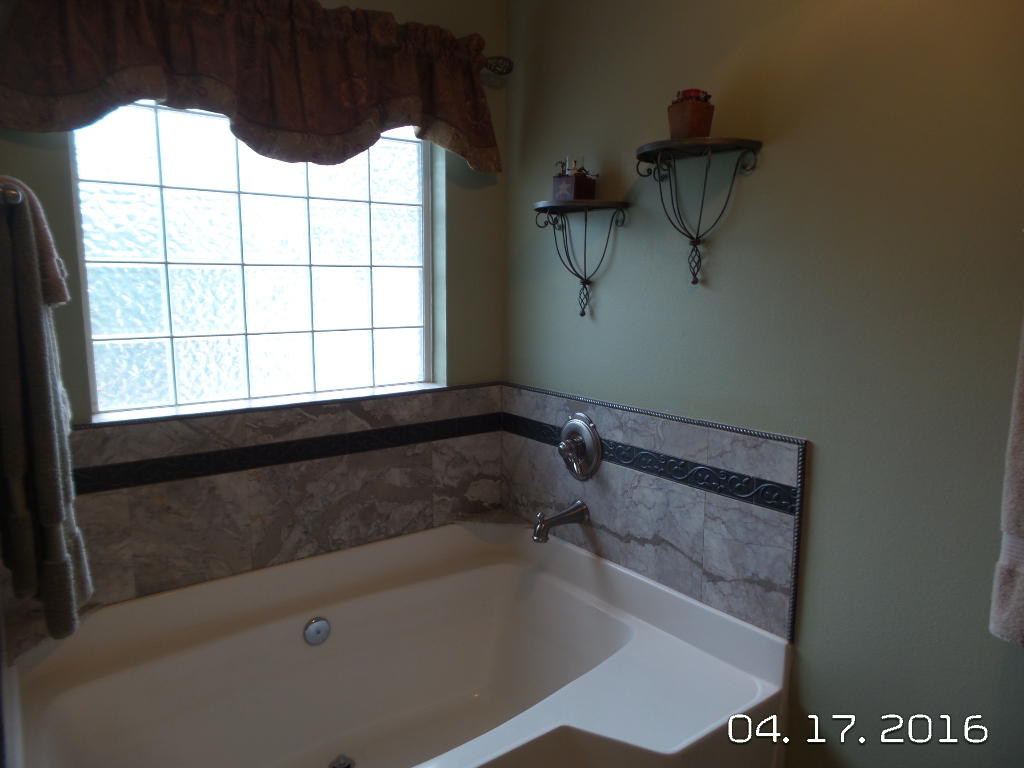 SUGAR CREEK S/D - Residential Lease