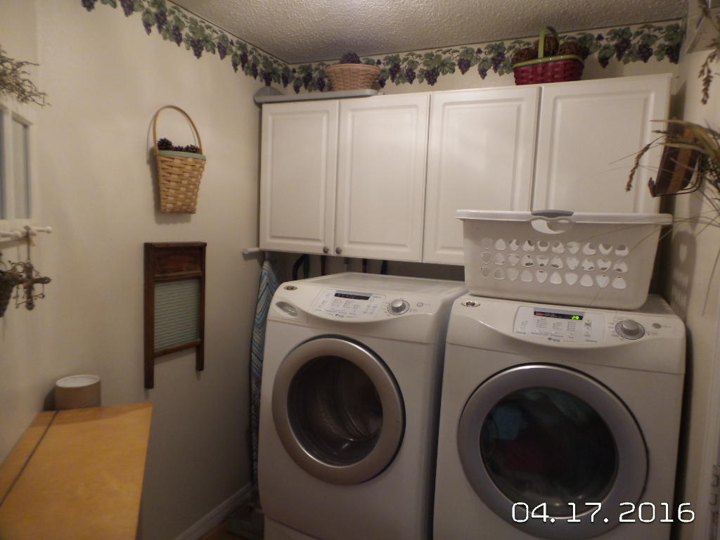 SUGAR CREEK S/D - Residential Lease