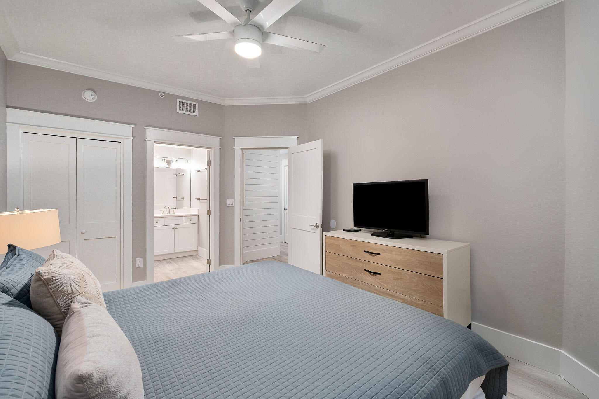 INN AT BLUE MOUNTAIN BEACH - Residential