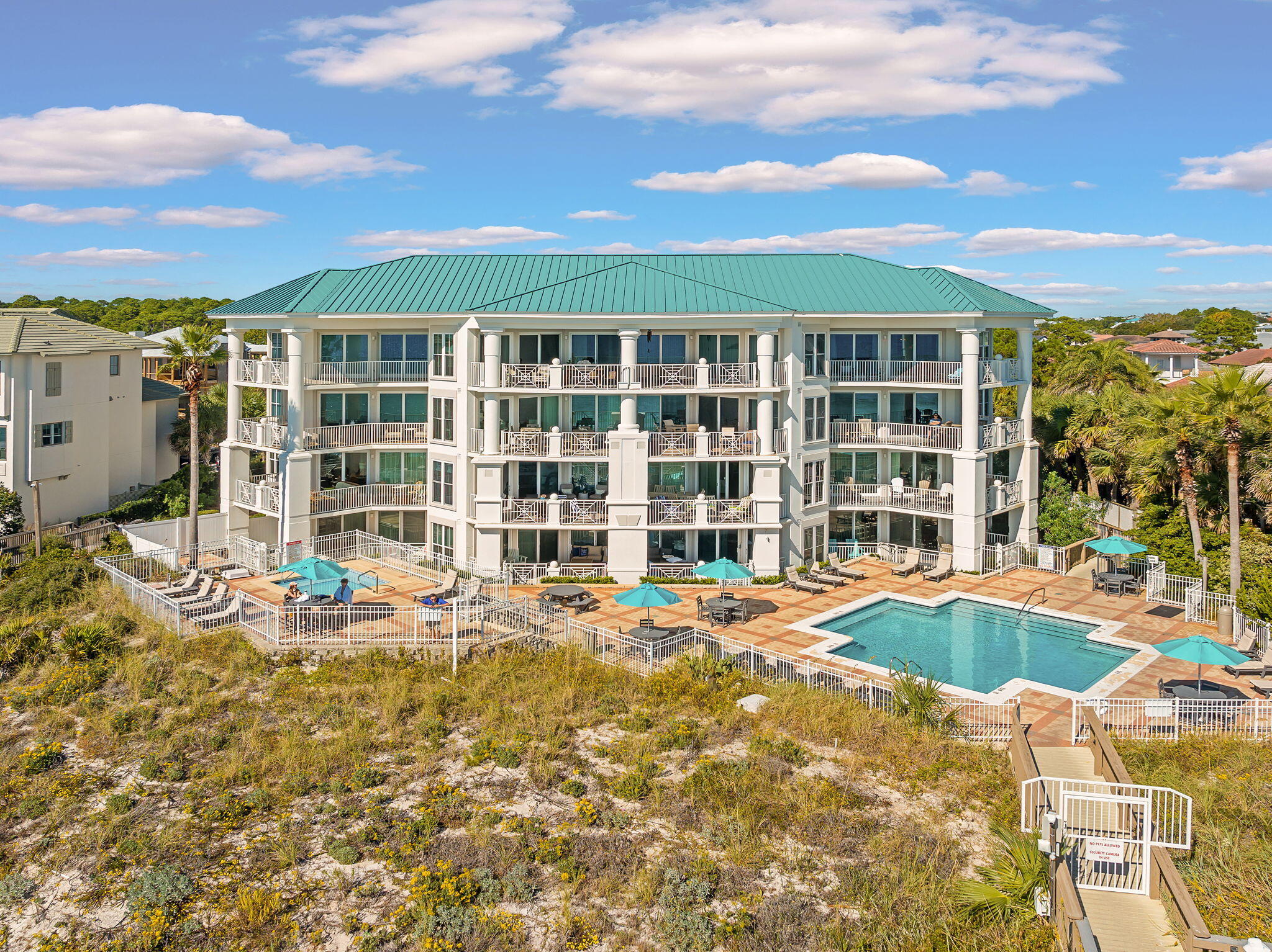 INN AT BLUE MOUNTAIN BEACH - Residential