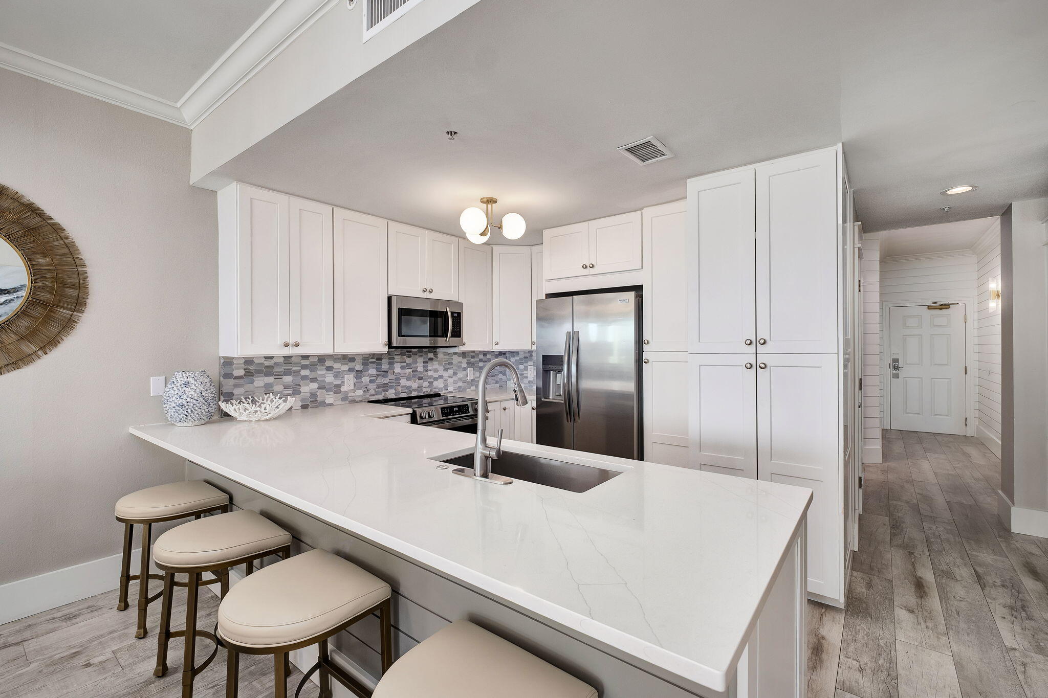 INN AT BLUE MOUNTAIN BEACH - Residential
