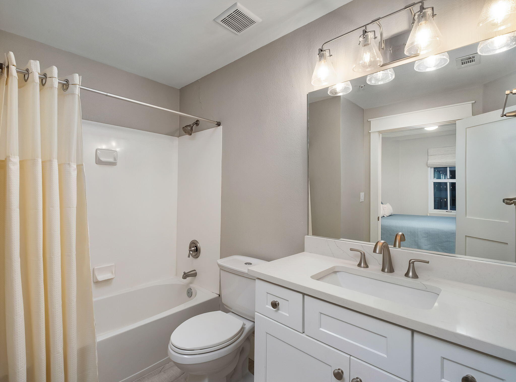 INN AT BLUE MOUNTAIN BEACH - Residential